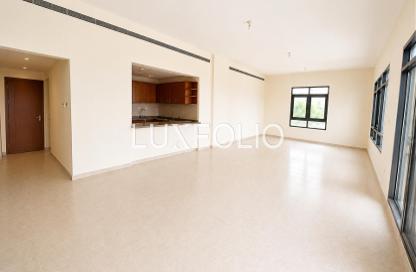 Apartment - 3 Bedrooms - 3 Bathrooms for sale in Al Ghaf 1 - Al Ghaf - Greens - Dubai Apartment - 3 Bedrooms - 3 Bathrooms for sale in Al Ghaf 1 - Al Ghaf - Greens - Dubai