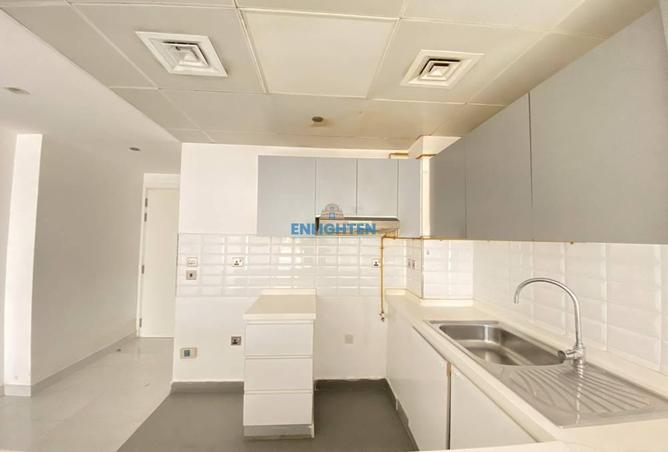 60909176 - Property Image 2