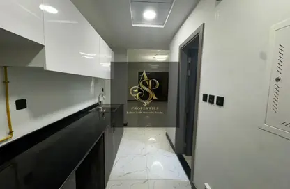 Apartment - 1 Bathroom for rent in Rukan Tower B - Rukan Tower - Rukan - Dubai
