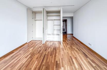 Apartment - 2 - 2 for rent in Burj Daman - DIFC - Dubai