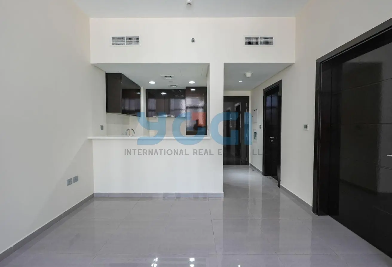 166056000 - Property Main Image