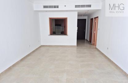 Apartment - 1 Bedroom - 2 Bathrooms for rent in MAG 218 - Dubai Marina - Dubai