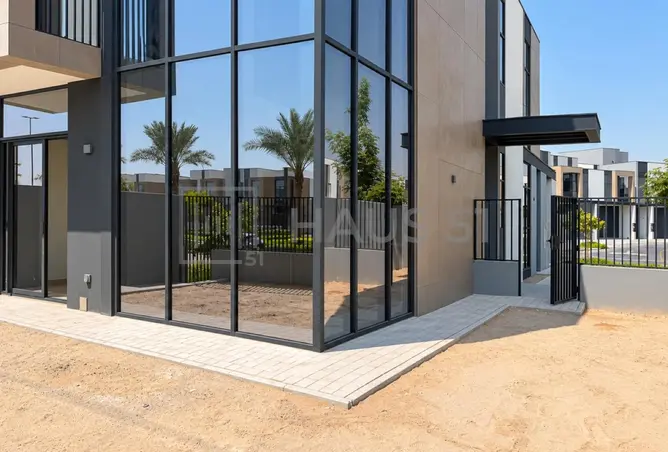 166061806 - Property Image 2