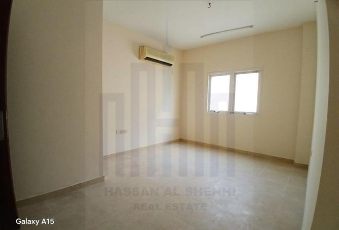 142860400 - Property Main Image