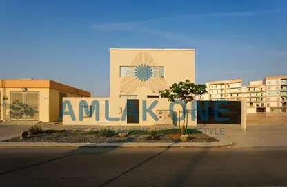 فيلا - 4 غرف نوم - 6 حمامات للبيع في الريمان - الشامخة - أبوظبي