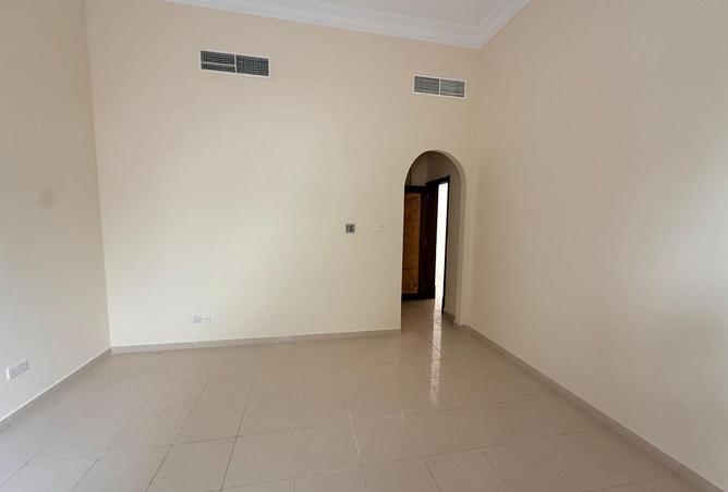 74643190 - Property Image 3