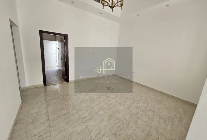 152399431 - Property Image 2