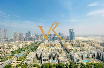 Apartment - 1 Bedroom - 1 Bathroom for sale in The Links East Tower - The Links - The Views - Dubai