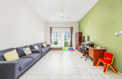 Apartment - 1 Bedroom - 2 Bathrooms for sale in Building 61 - Mediterranean Cluster - Discovery Gardens - Dubai Apartment - 1 Bedroom - 2 Bathrooms for sale in Building 61 - Mediterranean Cluster - Discovery Gardens - Dubai