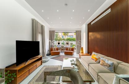 Villa - 3 - 4 for sale in District 4 - Jumeirah Village Triangle - Dubai