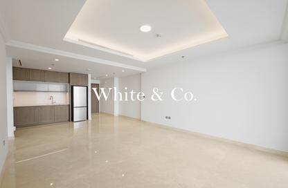 Apartment - 1 - 1 for rent in Palace Beach Residence Tower 2 - Palace Beach Residence - Emaar Beachfront - Dubai Harbour - Dubai