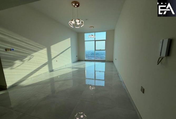 2Oor8bwTWKG - Property Image 3