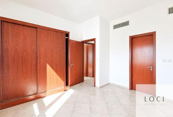 83230701 - Property Image 2