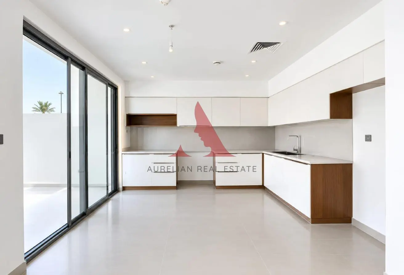 155584114 - Property Main Image