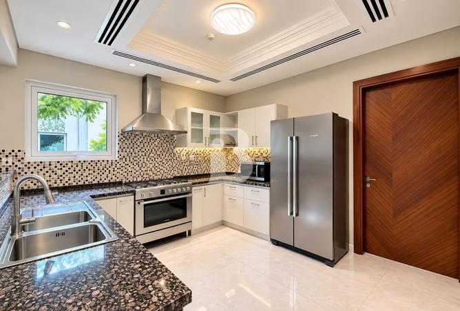 4-bed villa in Quortaj · Furnished · Upgraded — photo 2