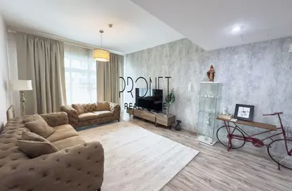 Apartment - 1 Bedroom - 2 Bathrooms for sale in Royal Residence 2 - Royal Residence - Dubai Sports City - Dubai