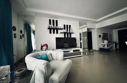 Apartment - 2 Bedrooms - 2 Bathrooms for rent in Tower 1 - Al Reef Downtown - Al Reef - Abu Dhabi