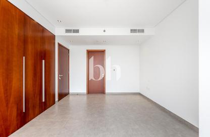 Apartment - 1 Bedroom - 2 Bathrooms for rent in Maze Tower - Sheikh Zayed Road - Dubai