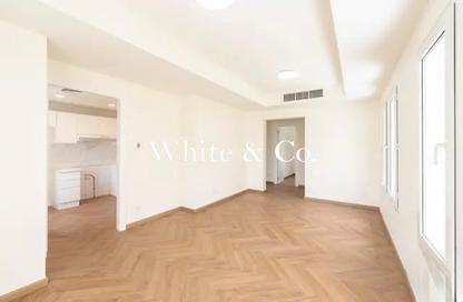 Villa - 2 Bedrooms - 3 Bathrooms for sale in Springs 8 - The Springs - Dubai