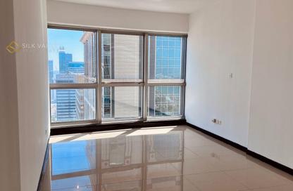 Apartment - 4 Bedrooms - 4 Bathrooms for rent in Silver Tower - Corniche Road - Abu Dhabi