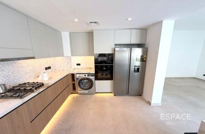 Villa - 2 Bedrooms - 2 Bathrooms for rent in Springs 2 - The Springs - Dubai