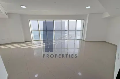 Apartment - 2 Bedrooms - 3 Bathrooms for rent in RAK Tower - Marina Square - Al Reem Island - Abu Dhabi