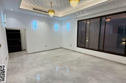 Villa - 5 Bedrooms - 7 Bathrooms for sale in Al Yasmeen 1 - Al Yasmeen - Ajman