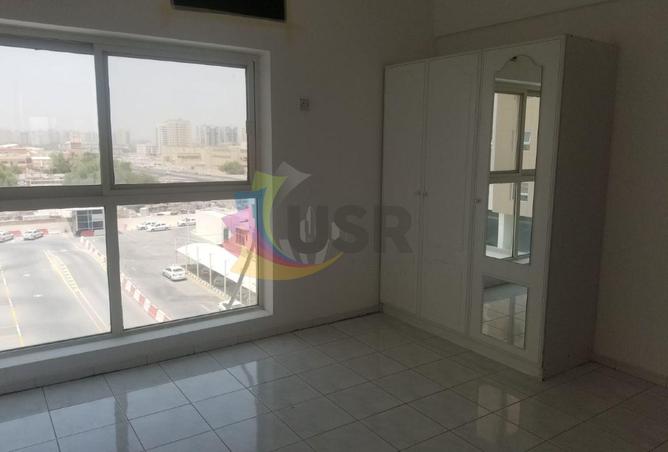 78184005 - Property Image 2