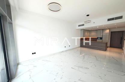 Apartment - 1 Bedroom - 2 Bathrooms for rent in Royal Regency - Business Bay - Dubai