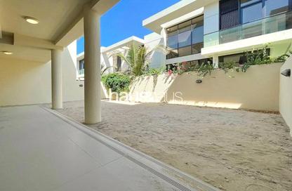 Townhouse - 3 Bedrooms - 4 Bathrooms for sale in Rochester - The Park Villas - DAMAC Hills - Dubai