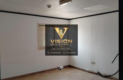 Warehouse - Studio - 2 Bathrooms for rent in Umm Al Thuoob - Umm Al Quwain