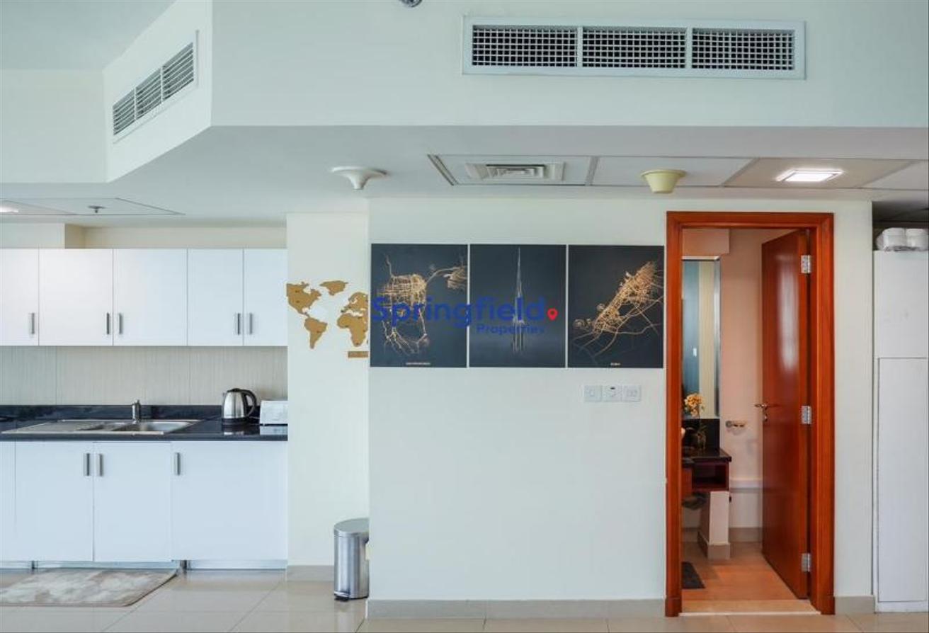 High Floor | Spacious Layout | Available photo 4