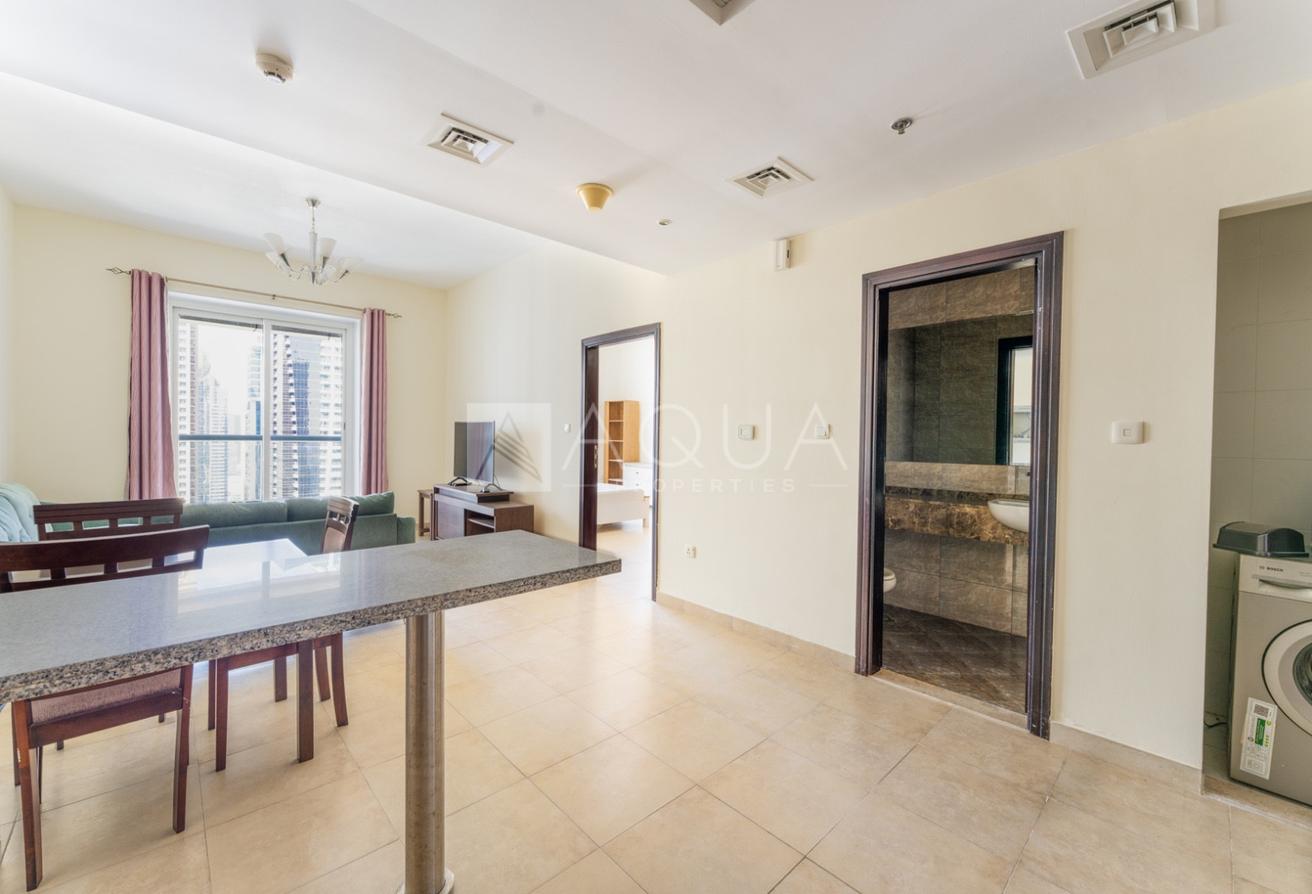 Exclusive | 1 Bed | Furnished | Lake View photo 4