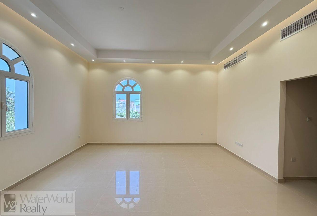 Ready To Move | Huge Villa | Unfurnished 6 BR photo 9