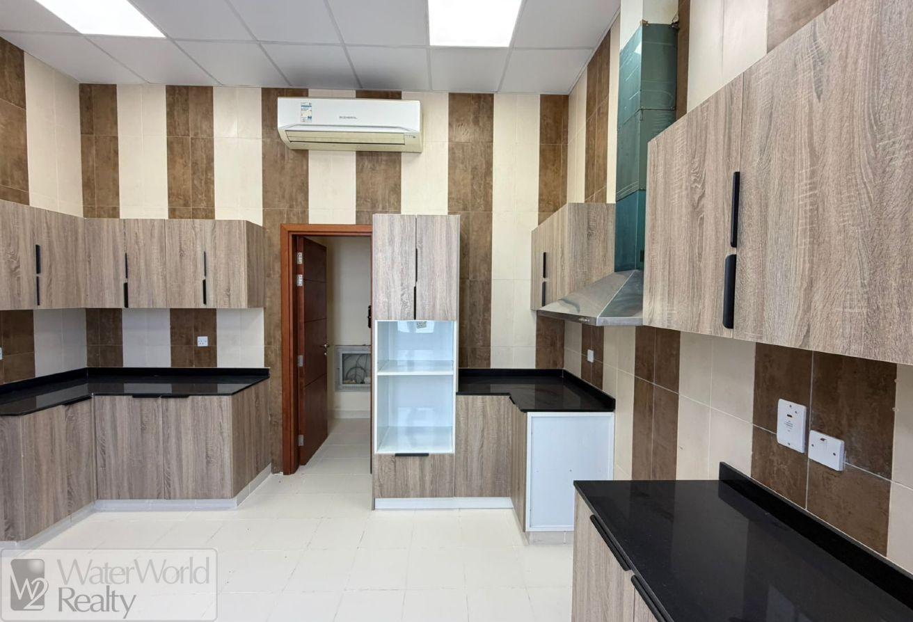 Ready To Move | Huge Villa | Unfurnished 6 BR photo 17