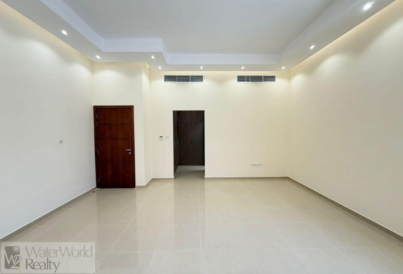 Ready To Move | Huge Villa | Unfurnished 6 BR photo 5