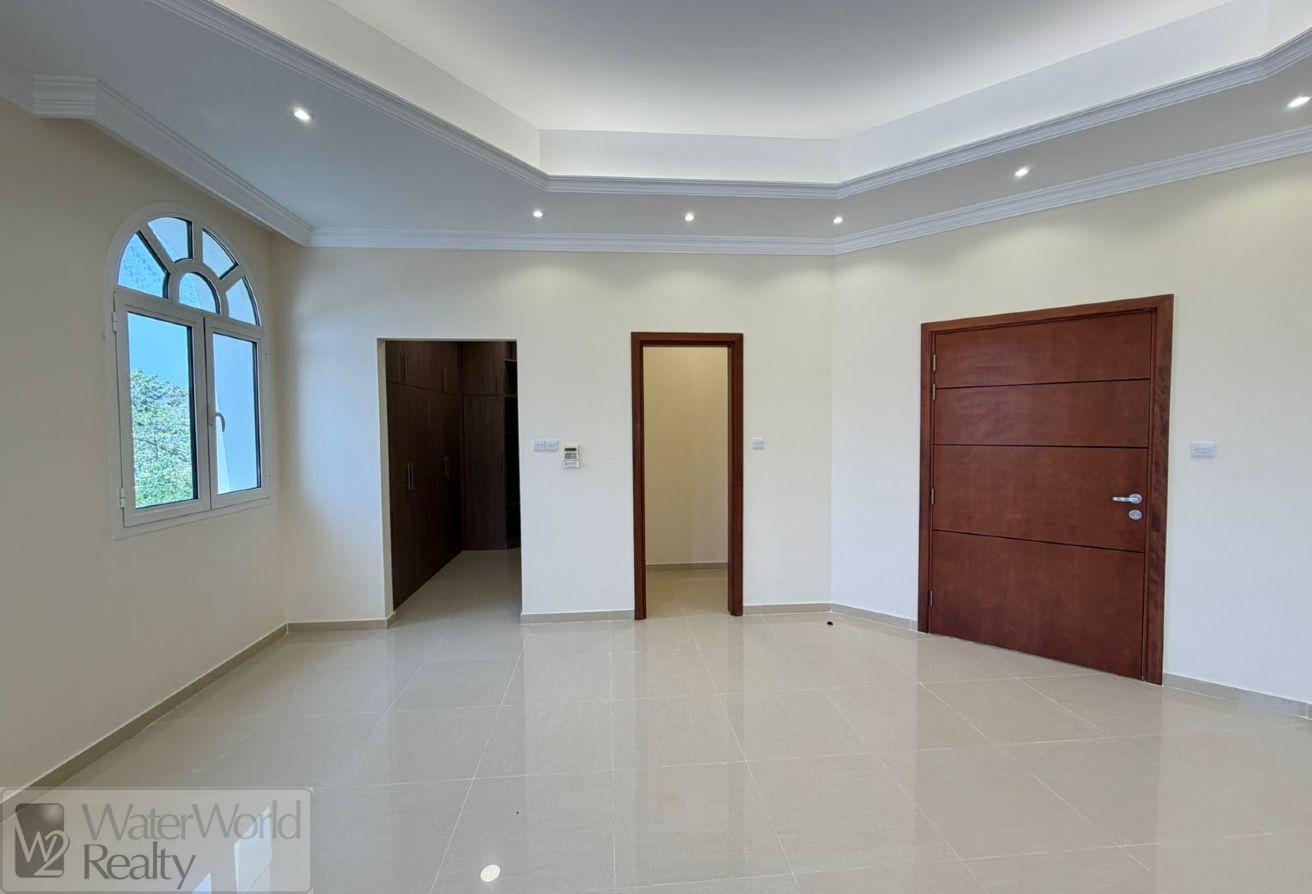 Ready To Move | Huge Villa | Unfurnished 6 BR photo 4