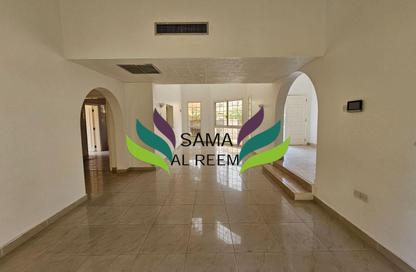 Villa - 4 - 4 for rent in Jumeirah 3 Villas - Jumeirah 3 - Jumeirah - Dubai Villa - 4 - 4 for rent in Jumeirah 3 Villas - Jumeirah 3 - Jumeirah - Dubai