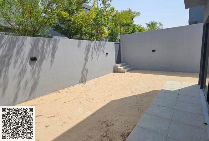 137428603 - Property Image 2