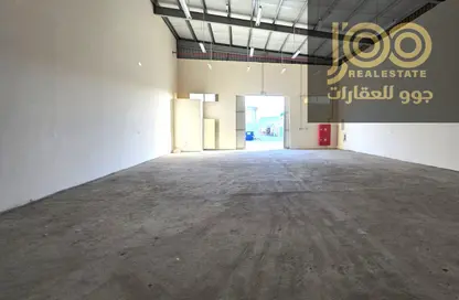 Warehouse - Studio - 1 Bathroom for rent in Umm Al Thuoob - Umm Al Quwain