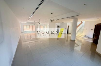 Villa - 4 Bedrooms - 4 Bathrooms for rent in Umm Suqeim 2 Villas - Umm Suqeim 2 - Umm Suqeim - Dubai
