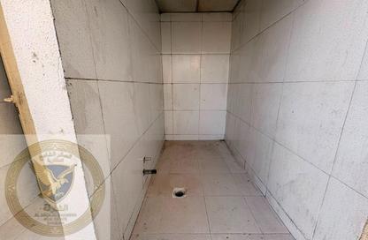 Factory - Studio - 3 Bathrooms for rent in Al Jlail - Al Sajaa - Sharjah