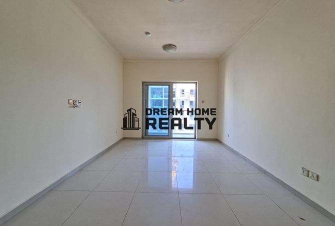 82801533 - Property Main Image