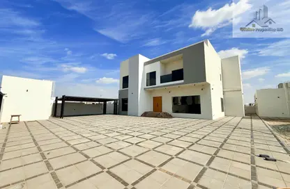 Villa - 5 Bedrooms - 7 Bathrooms for rent in Al Warsan 4 - Al Warsan - Dubai