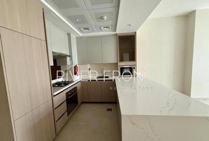 94008129 - Property Image 3