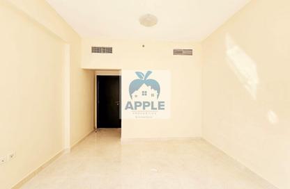 Apartment - 1 Bedroom - 2 Bathrooms for rent in Muwaileh 29 Building - Muwaileh - Sharjah