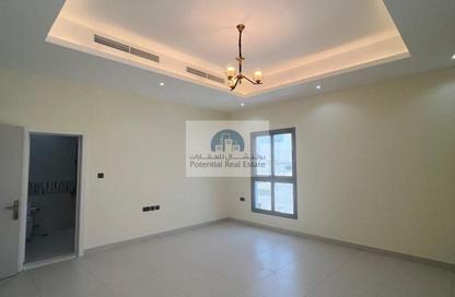Villa - 4 Bedrooms - 5 Bathrooms for rent in Al Wuheida - Deira - Dubai