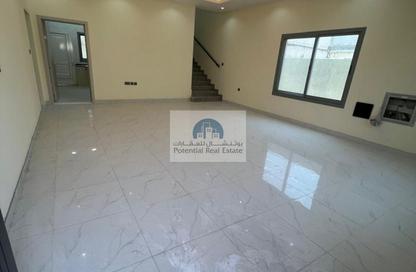 Villa - 4 Bedrooms - 5 Bathrooms for rent in Al Wuheida - Deira - Dubai