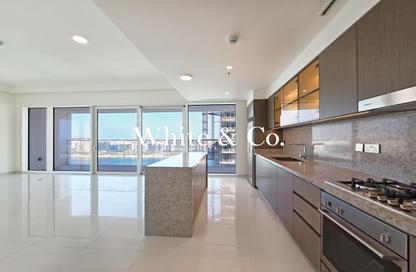 Apartment - 2 Bedrooms - 3 Bathrooms for rent in Grand Bleu Tower 1 - Emaar Beachfront - Dubai Harbour - Dubai