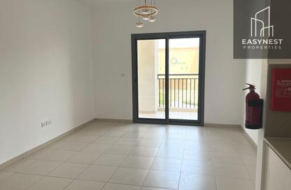 Apartment - 2 Bedrooms - 2 Bathrooms for sale in Hayat Boulevard 2A - Hayat Boulevard 2 - Hayat Boulevard - Town Square - Dubai